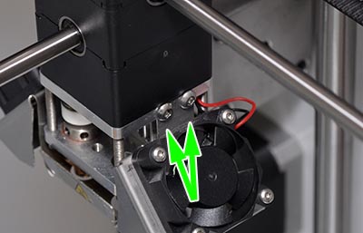 Retirer les vis de support